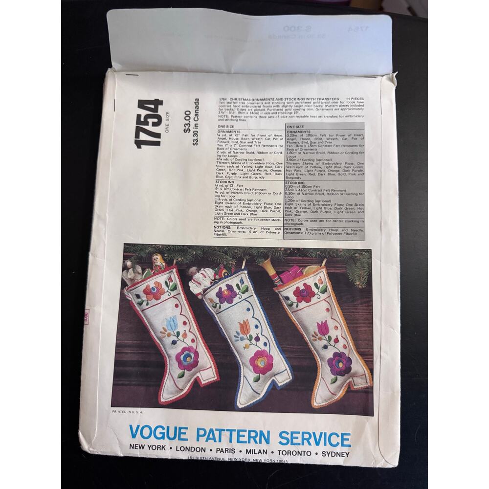 Vintage 1960's VOGUE PATTERNS 1542 Santa Pack IV Ornament Pattern Christmas